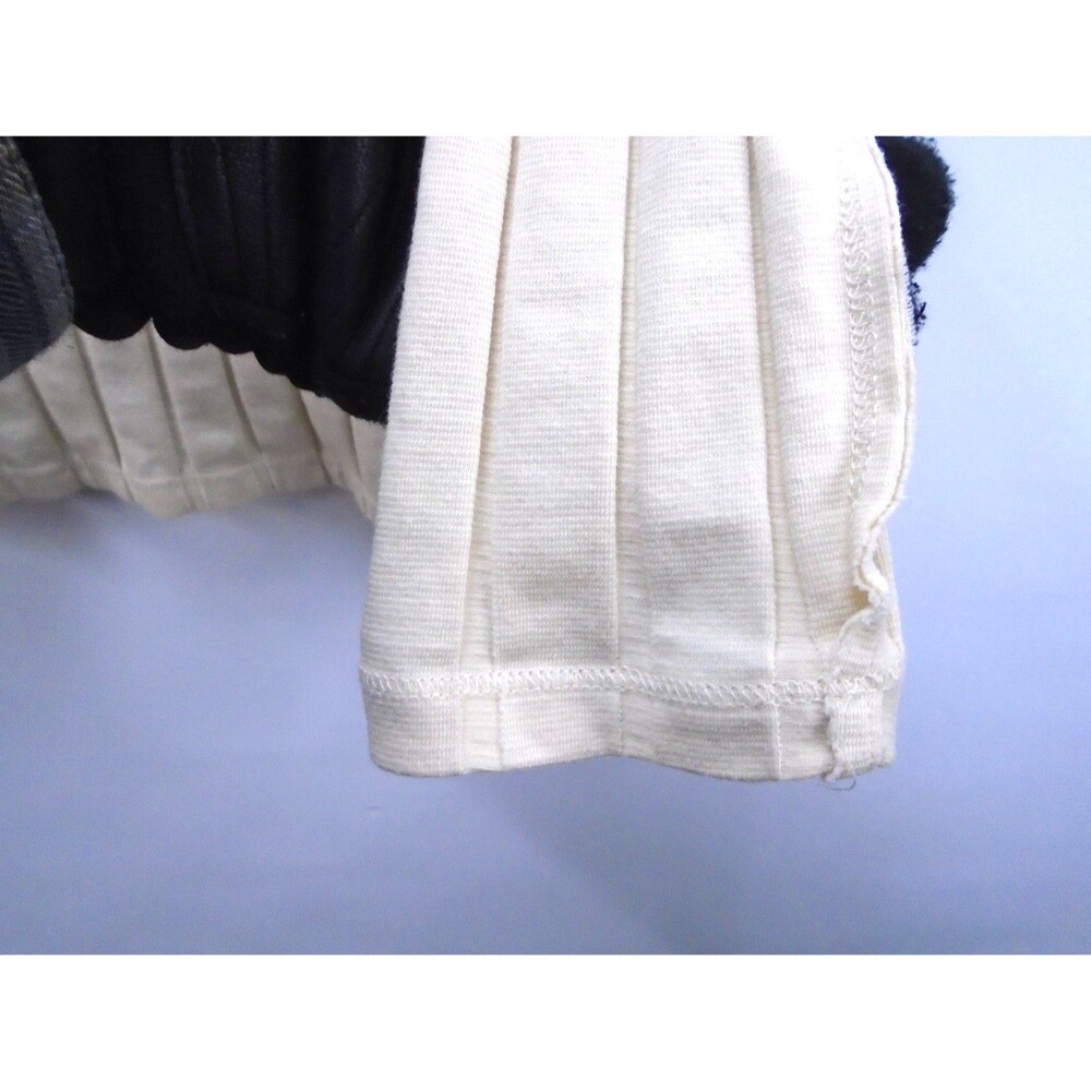 Free people In The Mix Ivory Ribbed Long Sleeve large button top Top size Medium - Picture 7 of 11